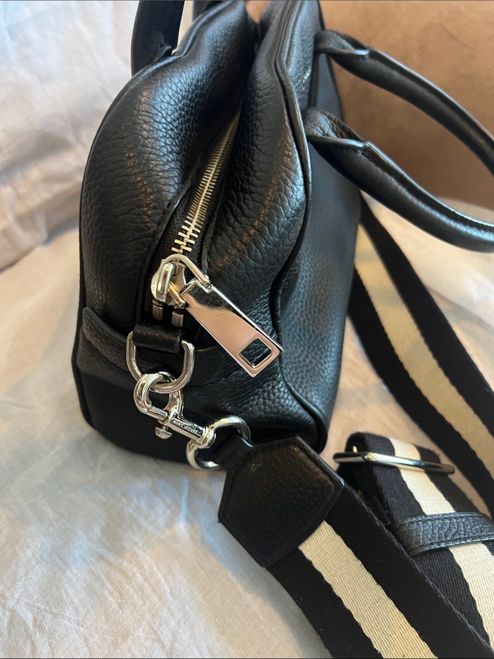 Marc Jacob Gotham City Small Balletto Top Handle Bag - Picture 15 of 16